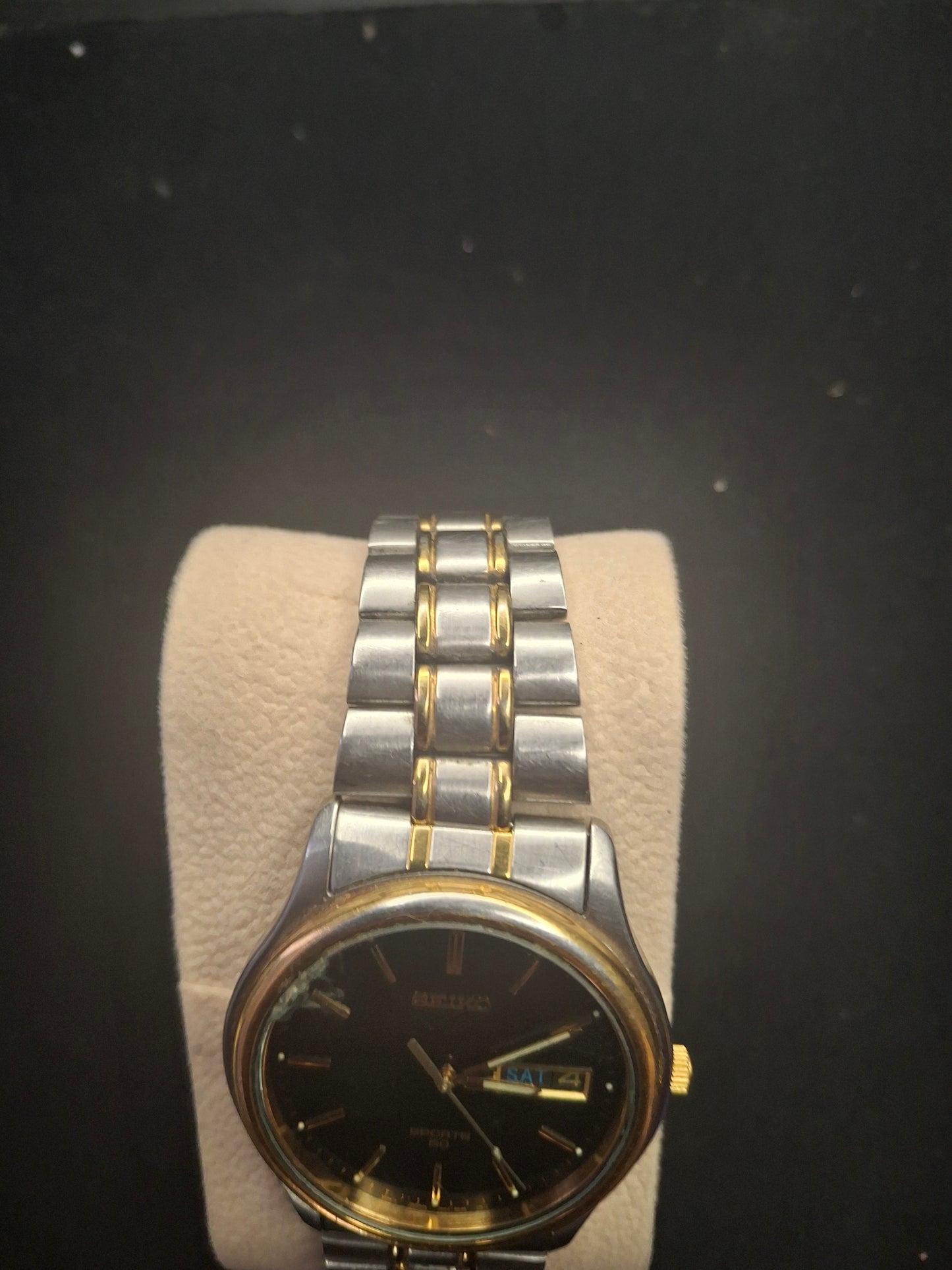 Seiko Watch Men 35mm Black Dial Gold & Silver Tone Daydate 7n43-8a39 Not Working